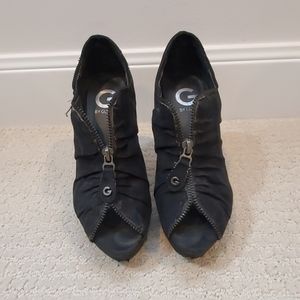 Guess Peep To Pumps
